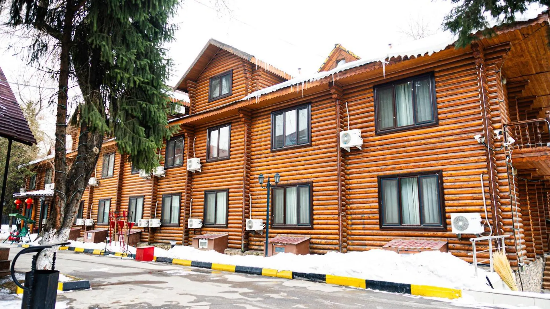 Yb Garden Hotel location